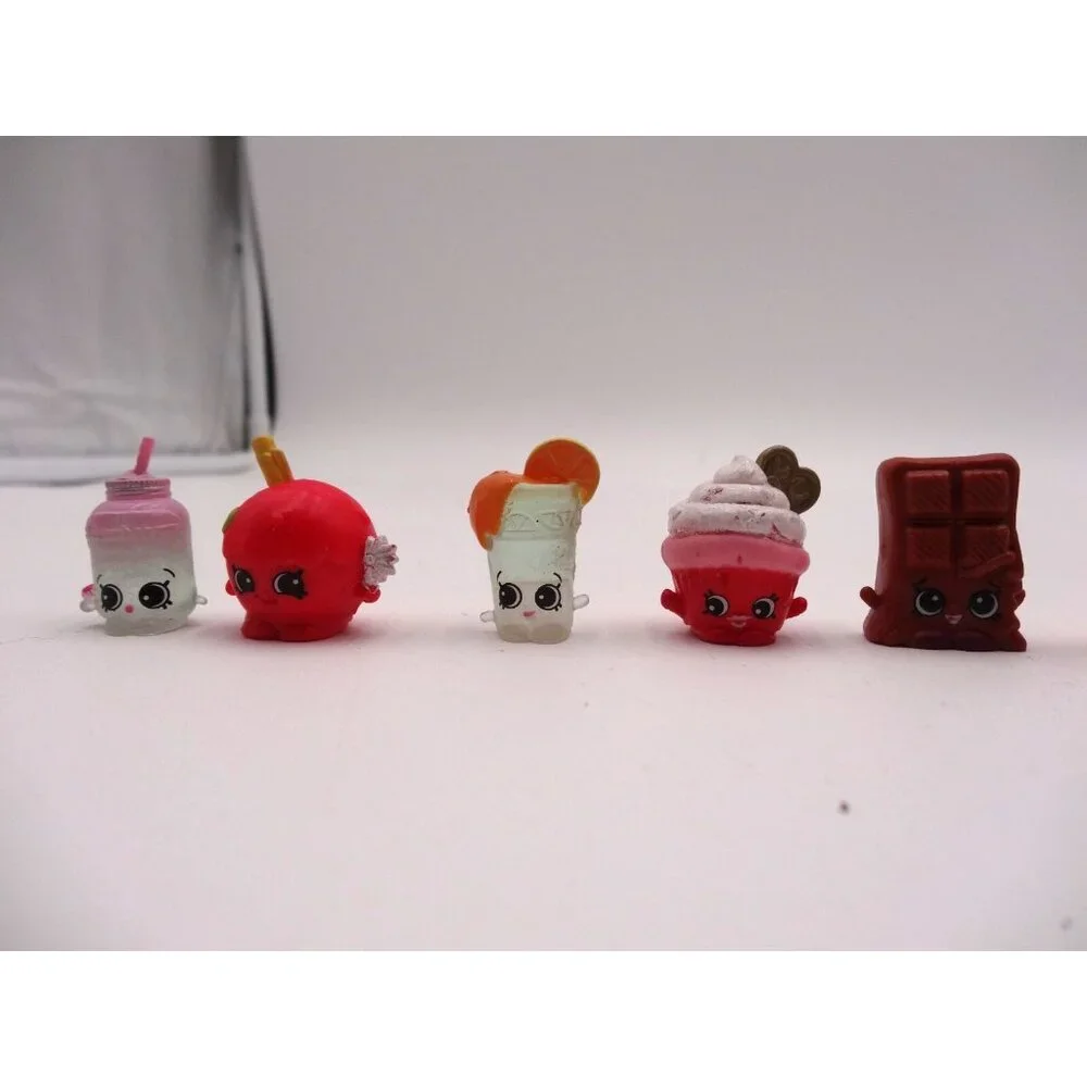 Shopkins Figures Truck Drinks Meltin Muffin‎ Christmas Holiday Bunny Charli More